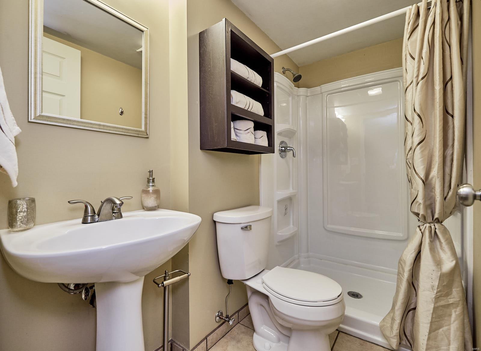 Skyline Ac #1 - Residential