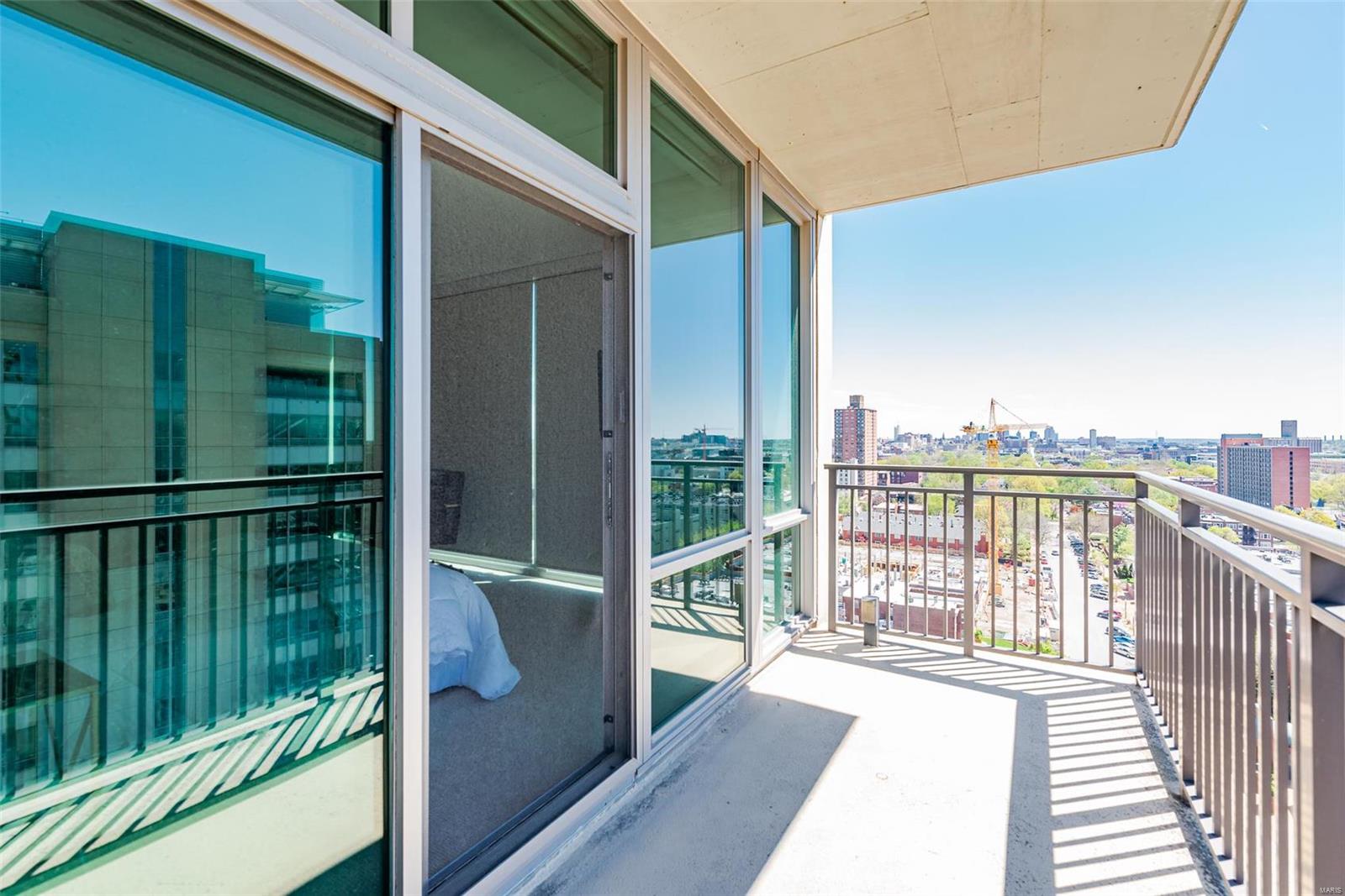 Park East Tower - Residential