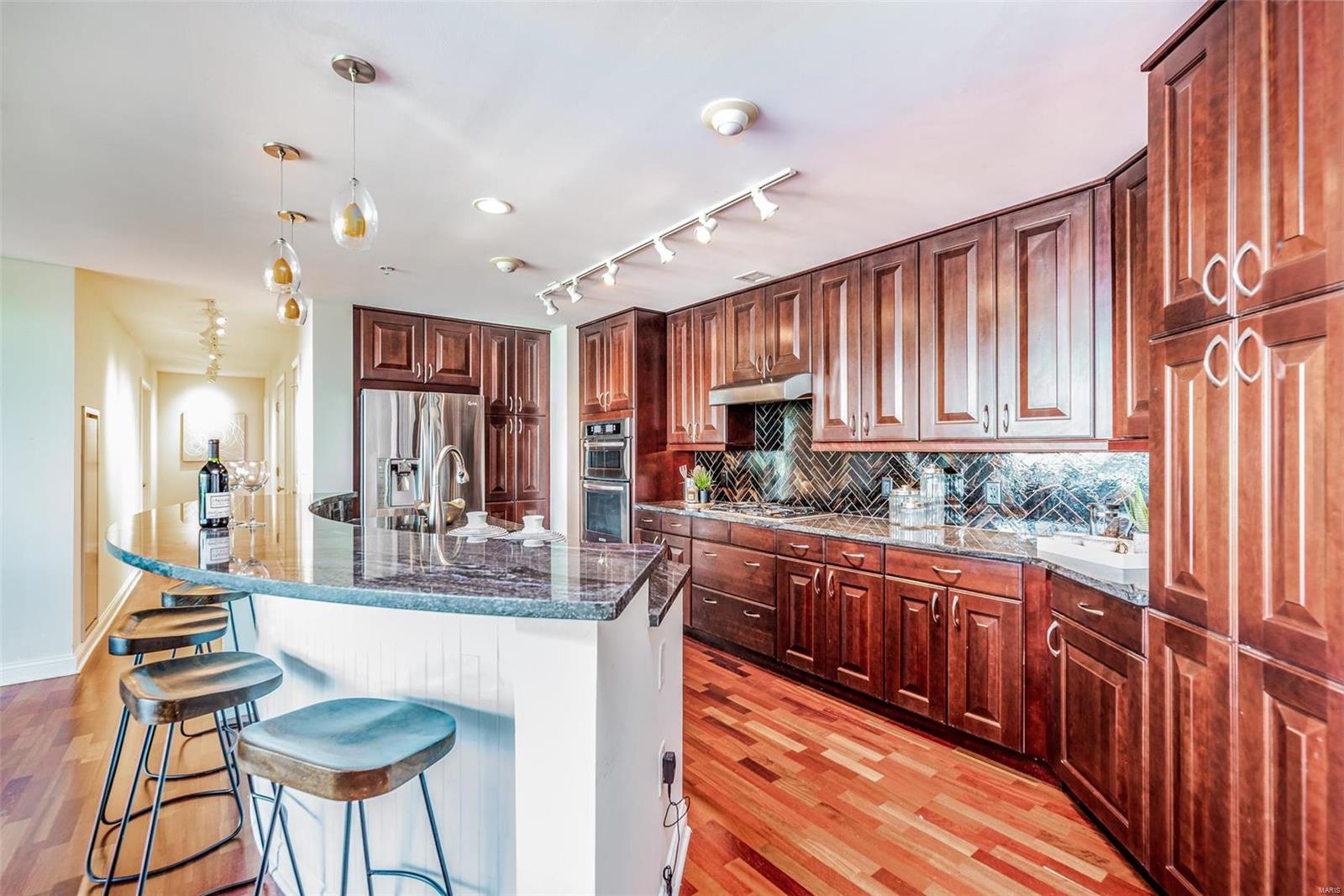 Park East Tower - Residential