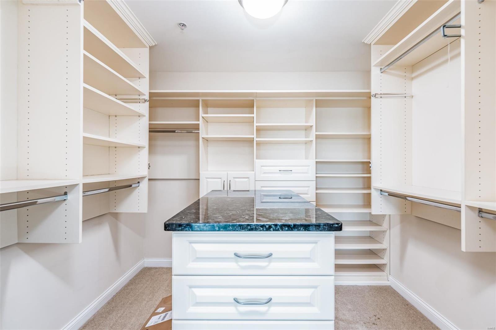 Park East Tower - Residential