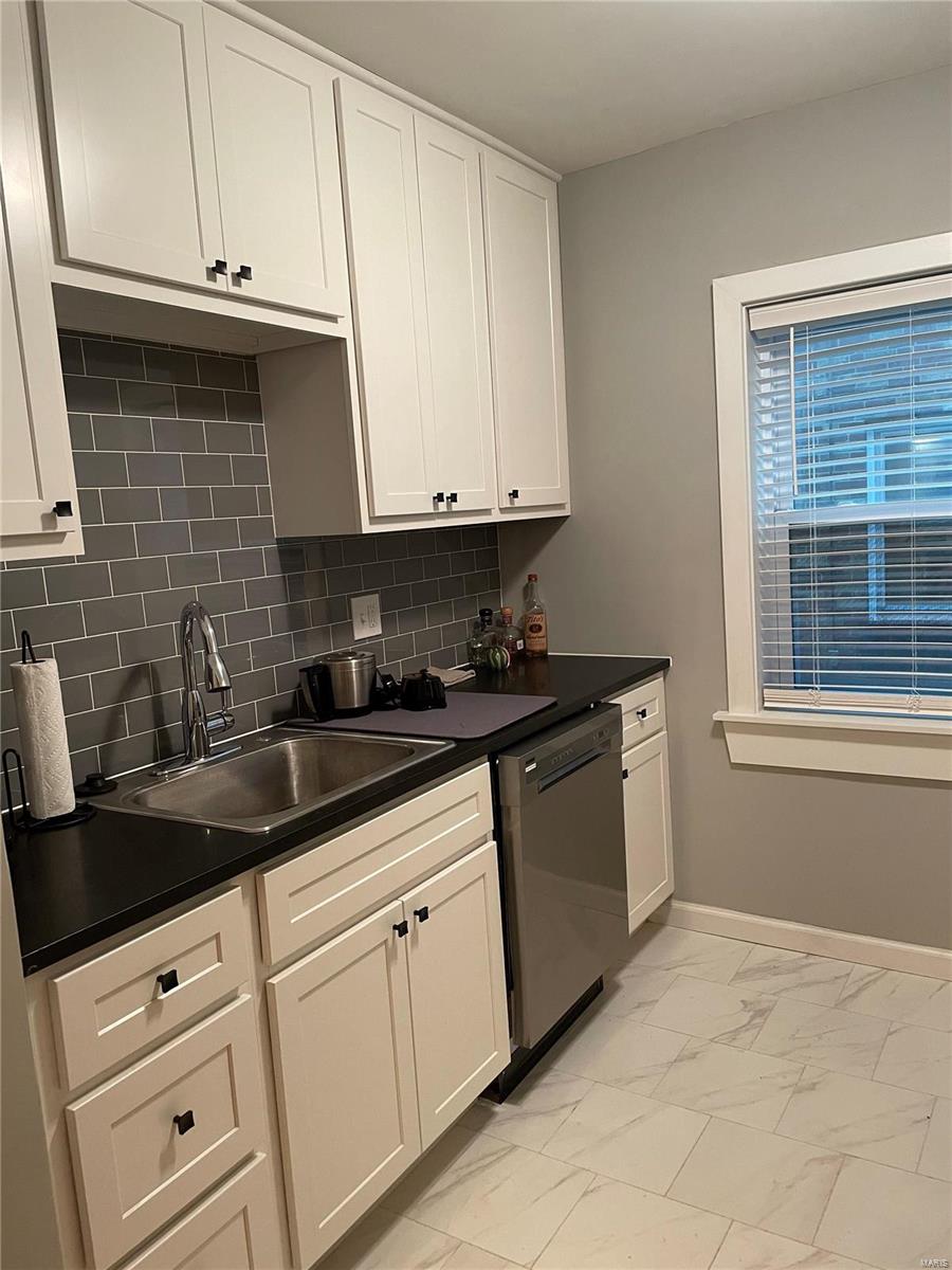 St Louis Hills Add - Residential Lease