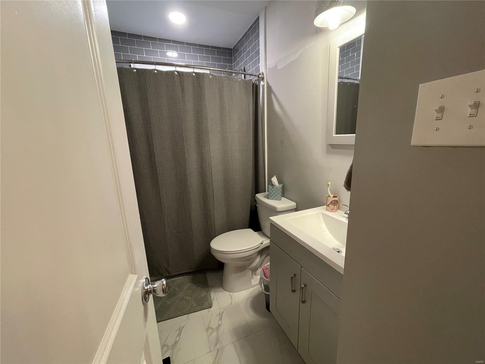 St Louis Hills Add - Residential Lease