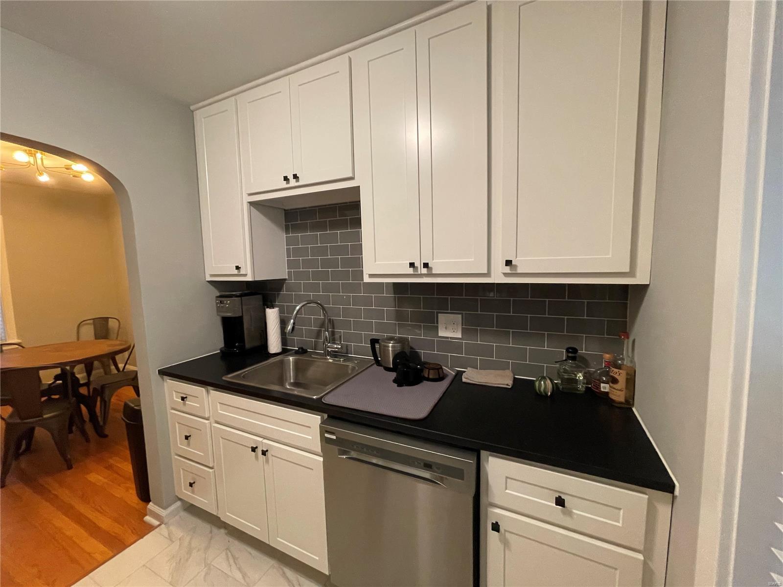 St Louis Hills Add - Residential Lease