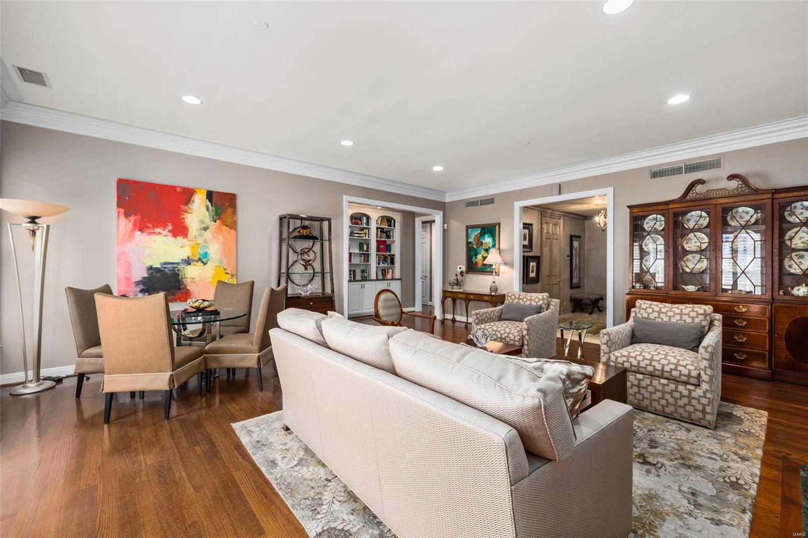 Richmond Place Condo - Residential