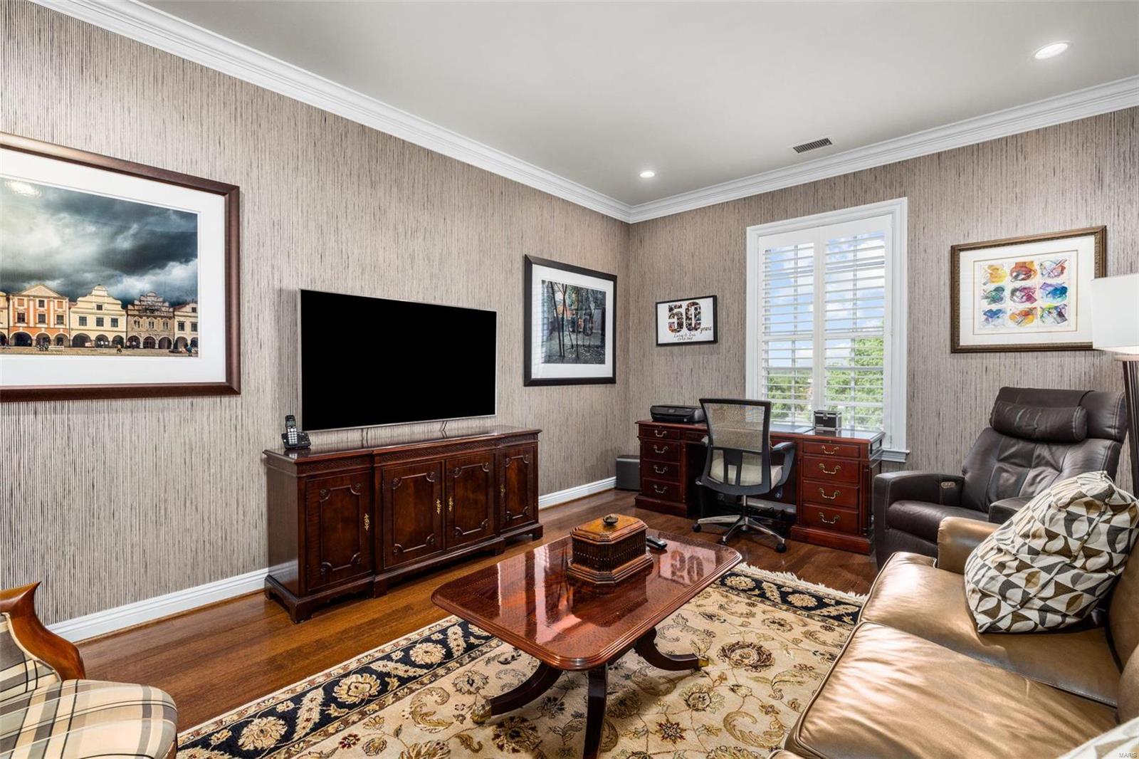 Richmond Place Condo - Residential