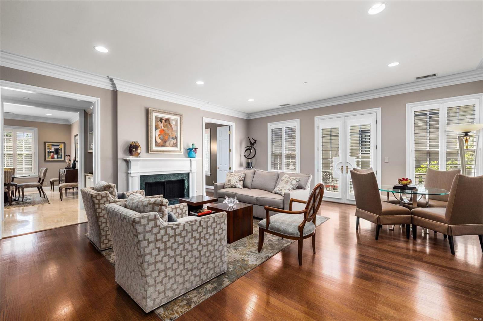 Richmond Place Condo - Residential