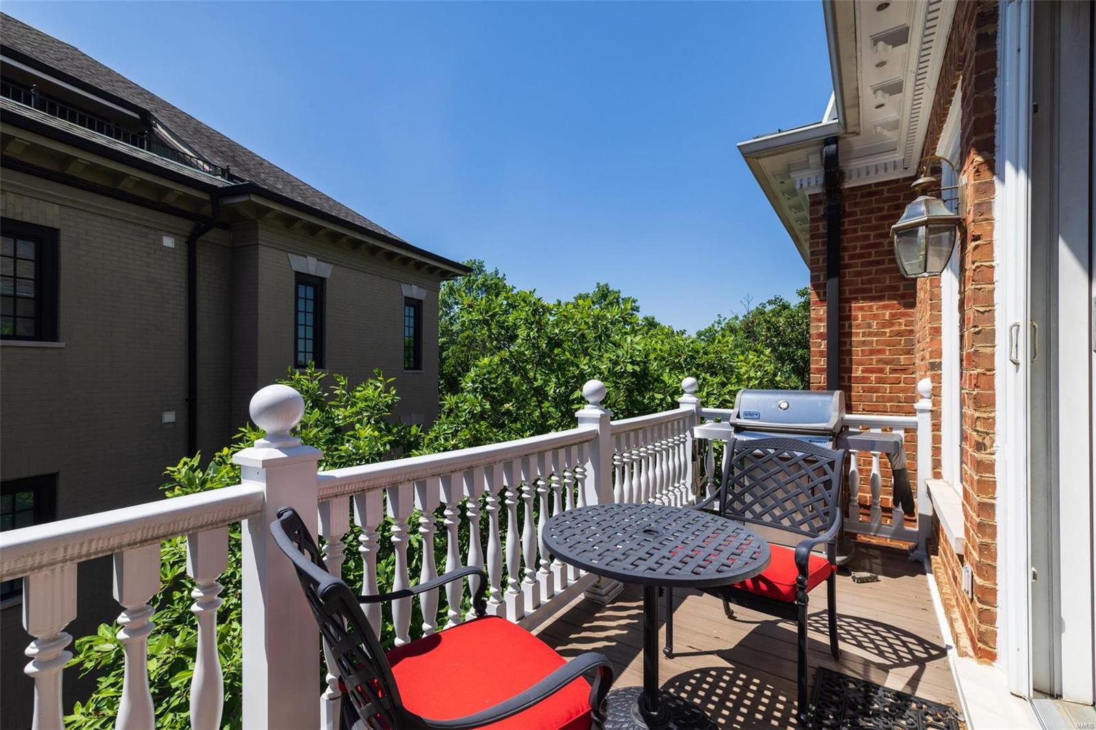 Richmond Place Condo - Residential