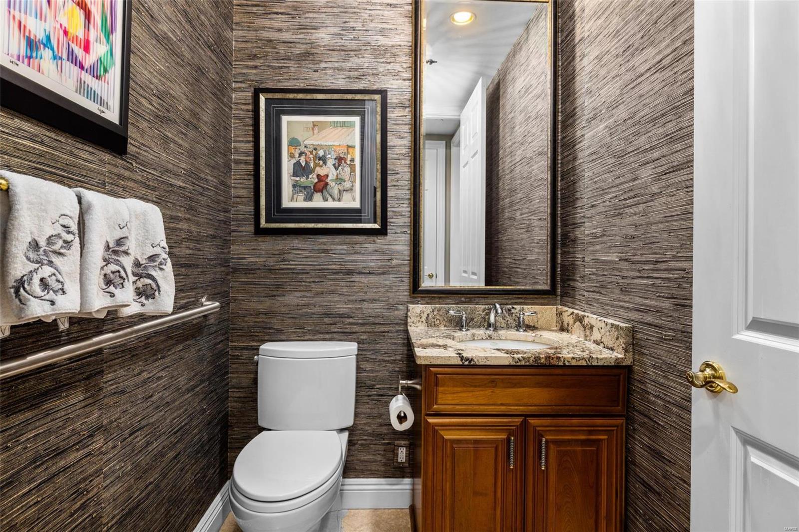 Richmond Place Condo - Residential