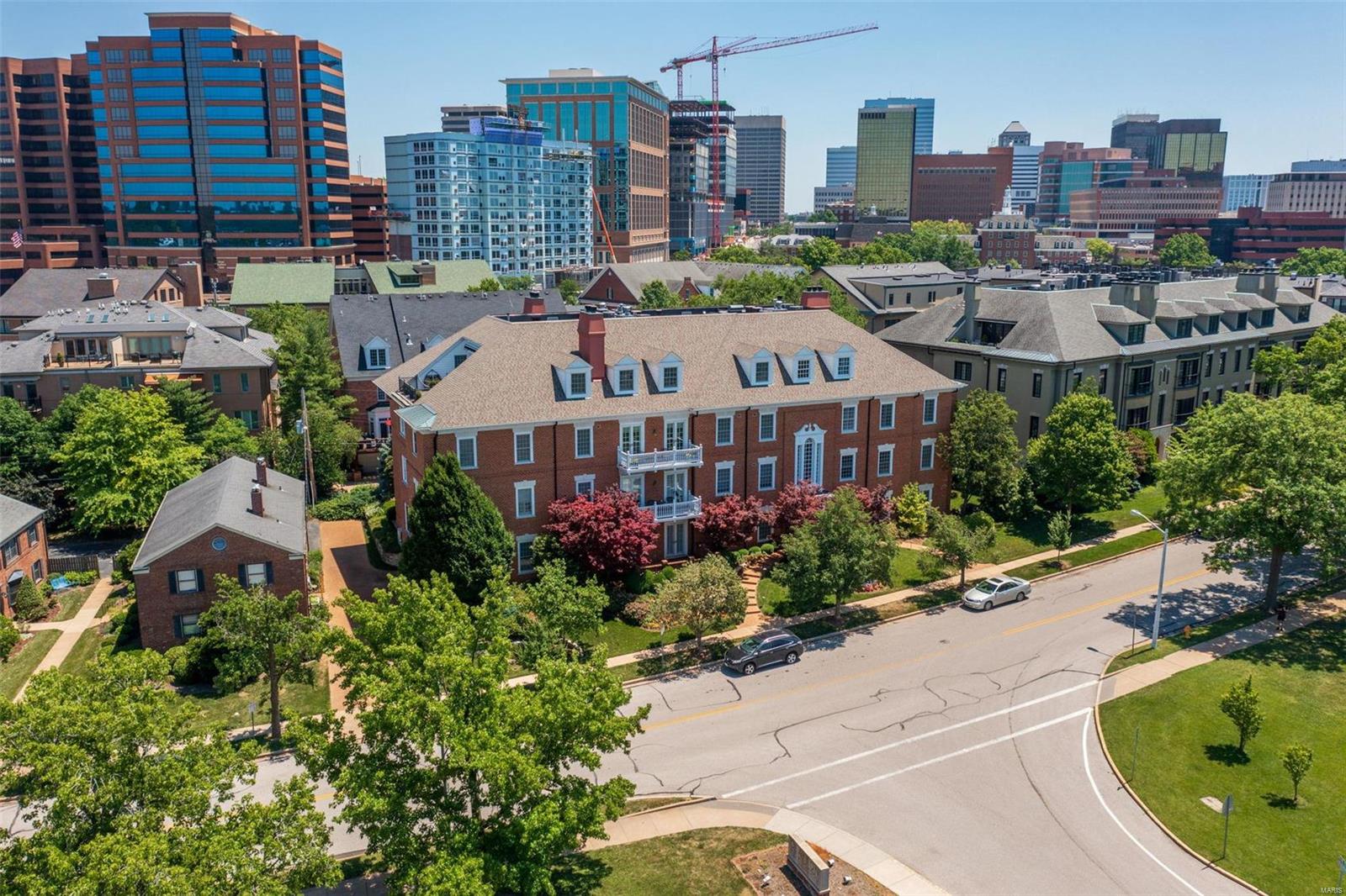 Richmond Place Condo - Residential