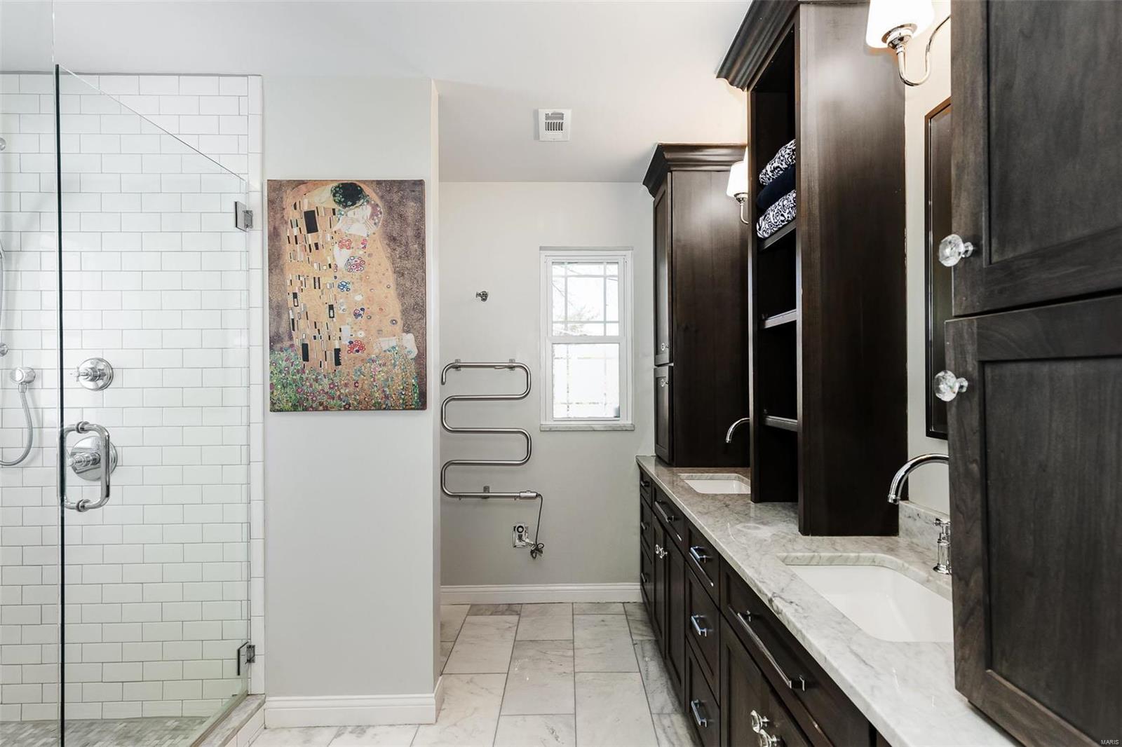 Country Club Court - Residential