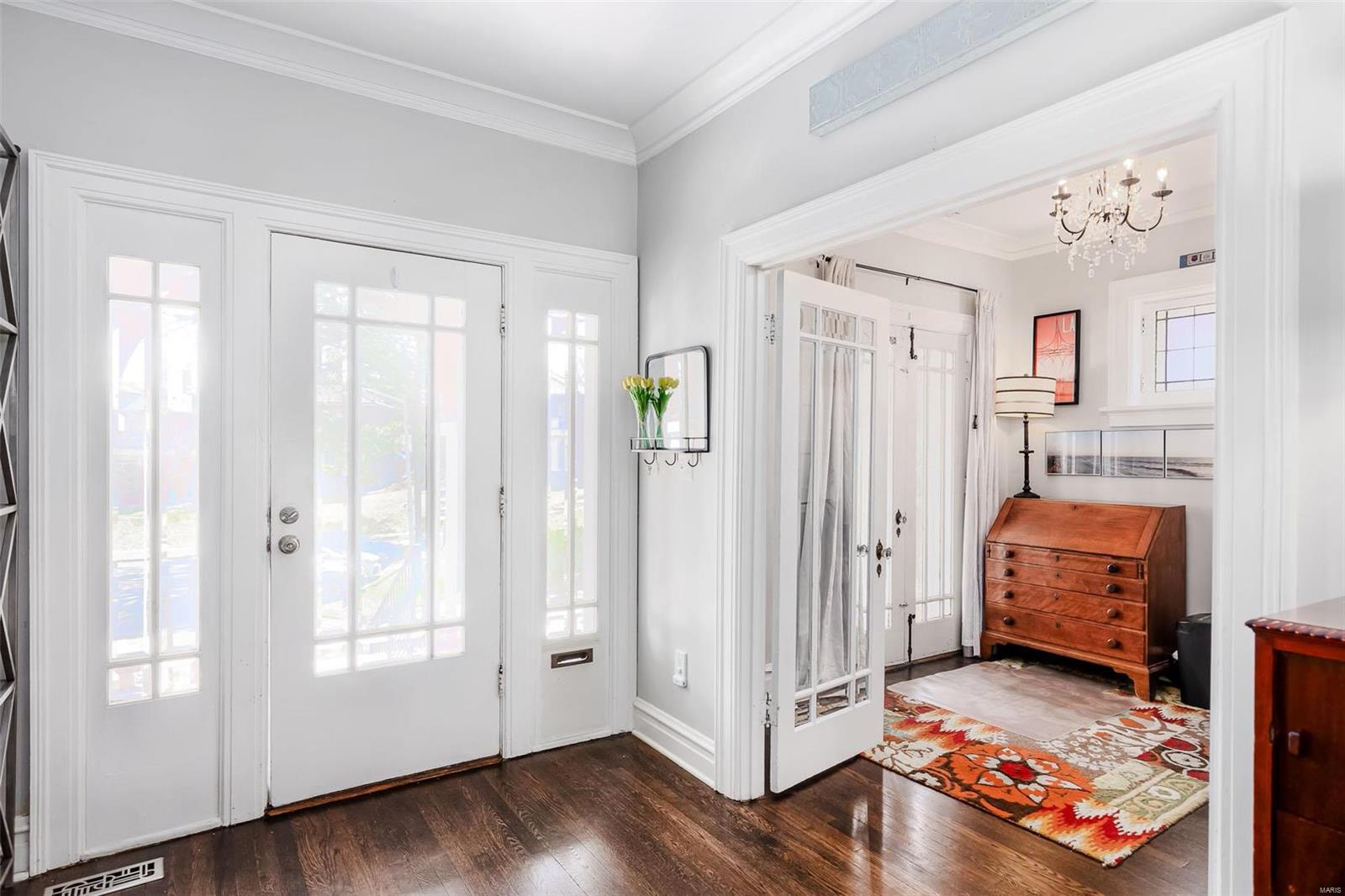 Country Club Court - Residential