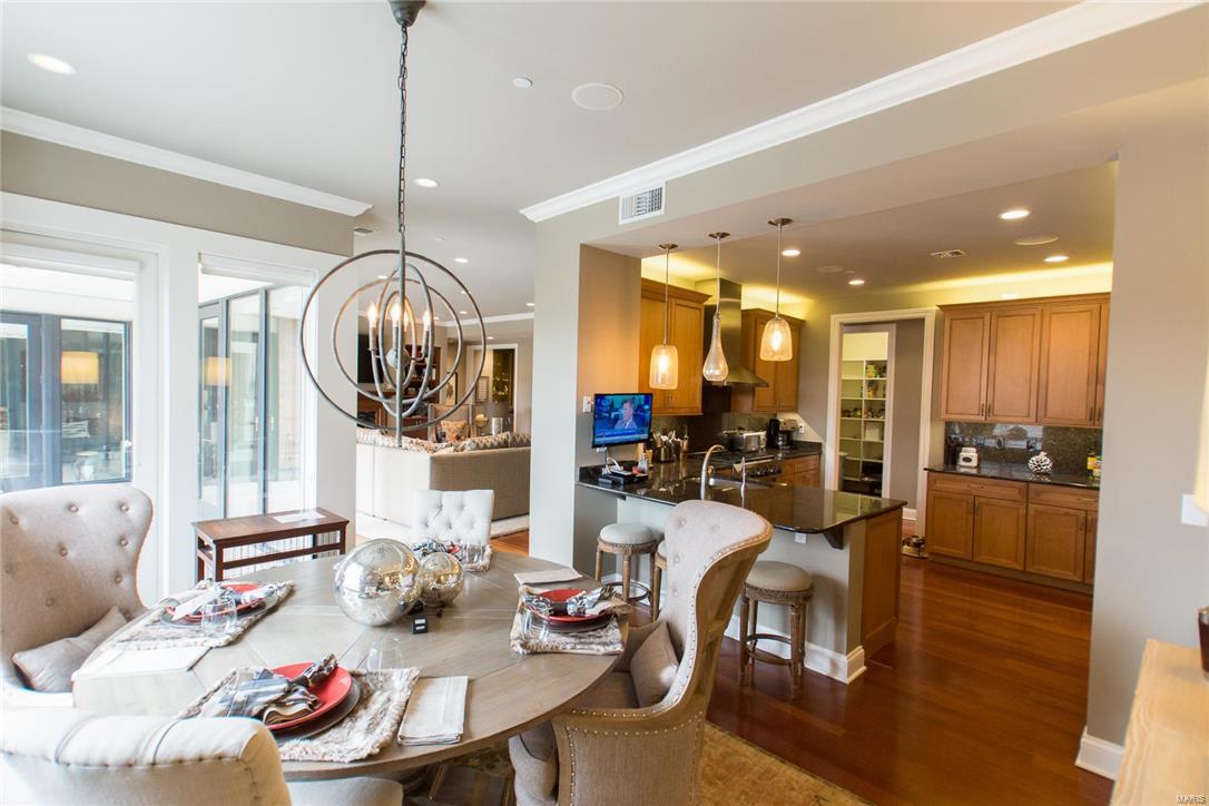 Crescent Condo - Residential