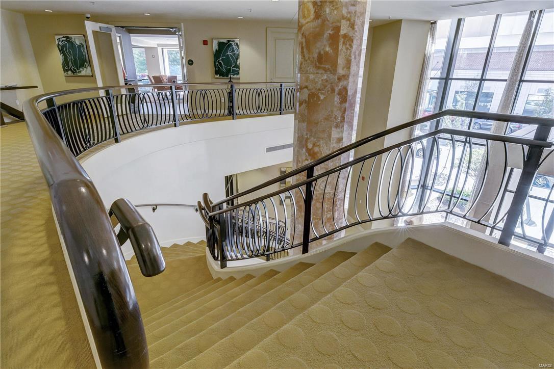 Crescent Condo - Residential