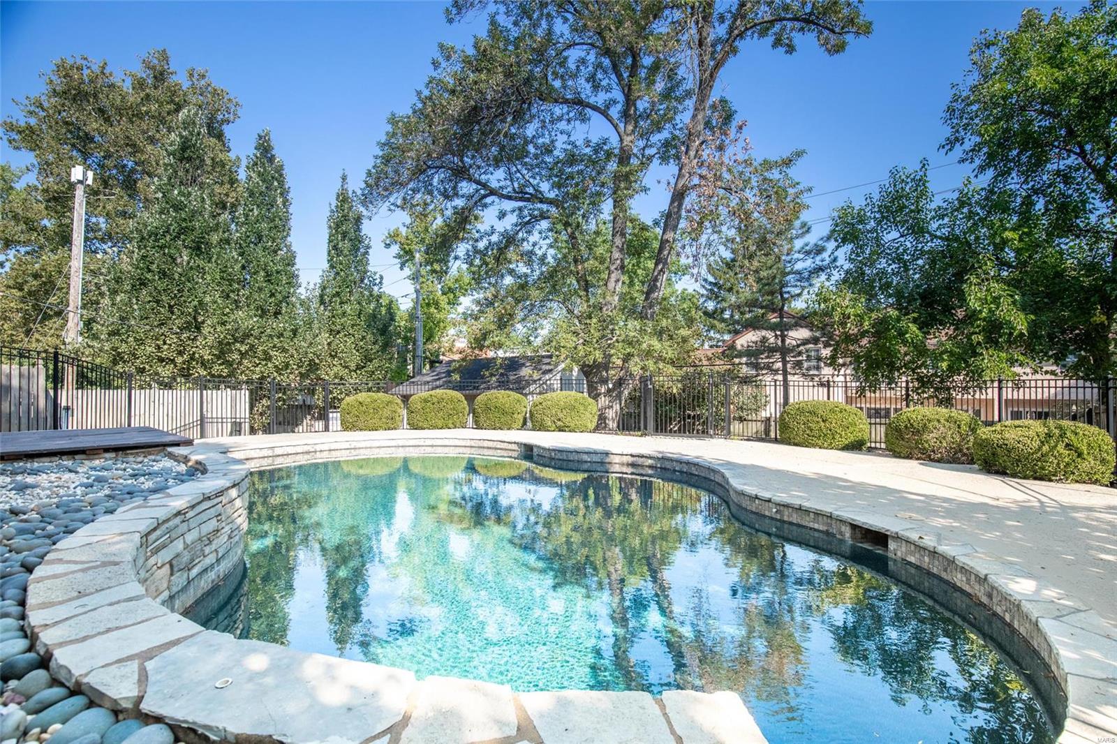 Hillcrest - Residential