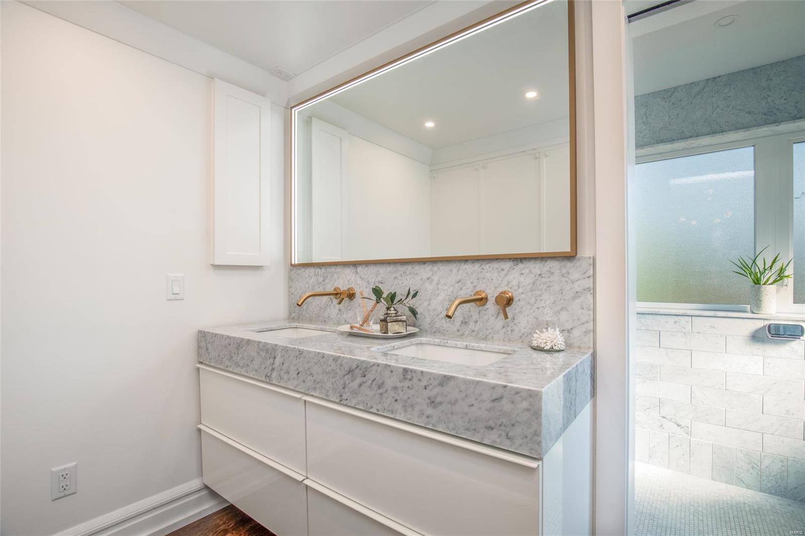 Hillcrest - Residential