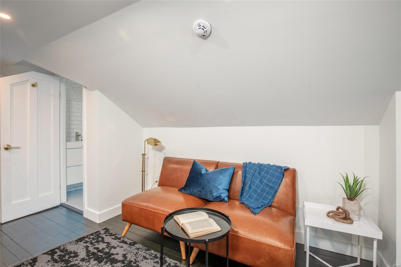 Hillcrest - Residential