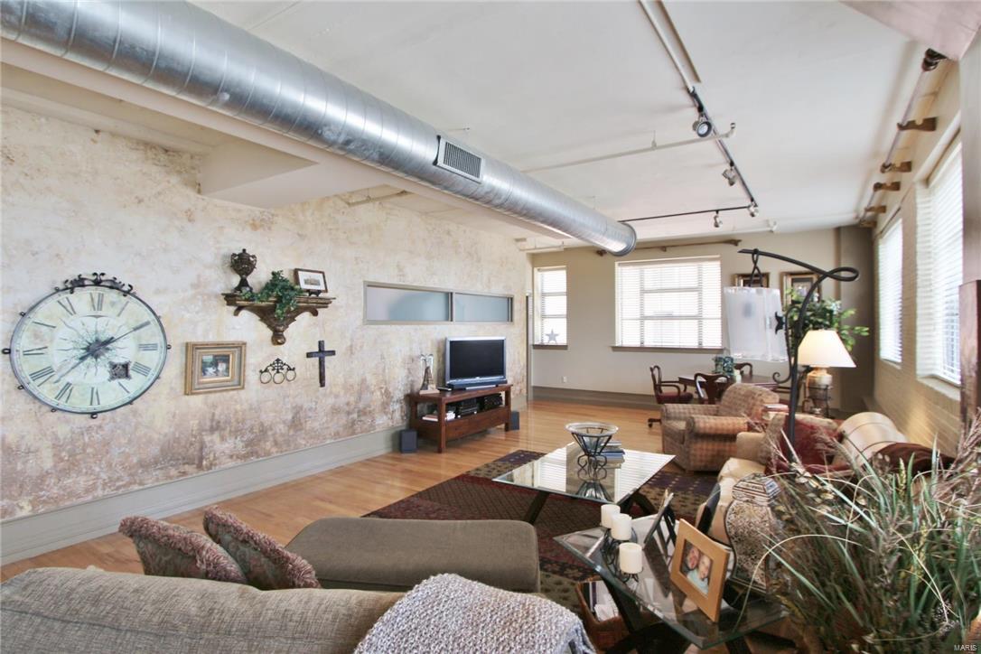 Maison Lofts - Residential