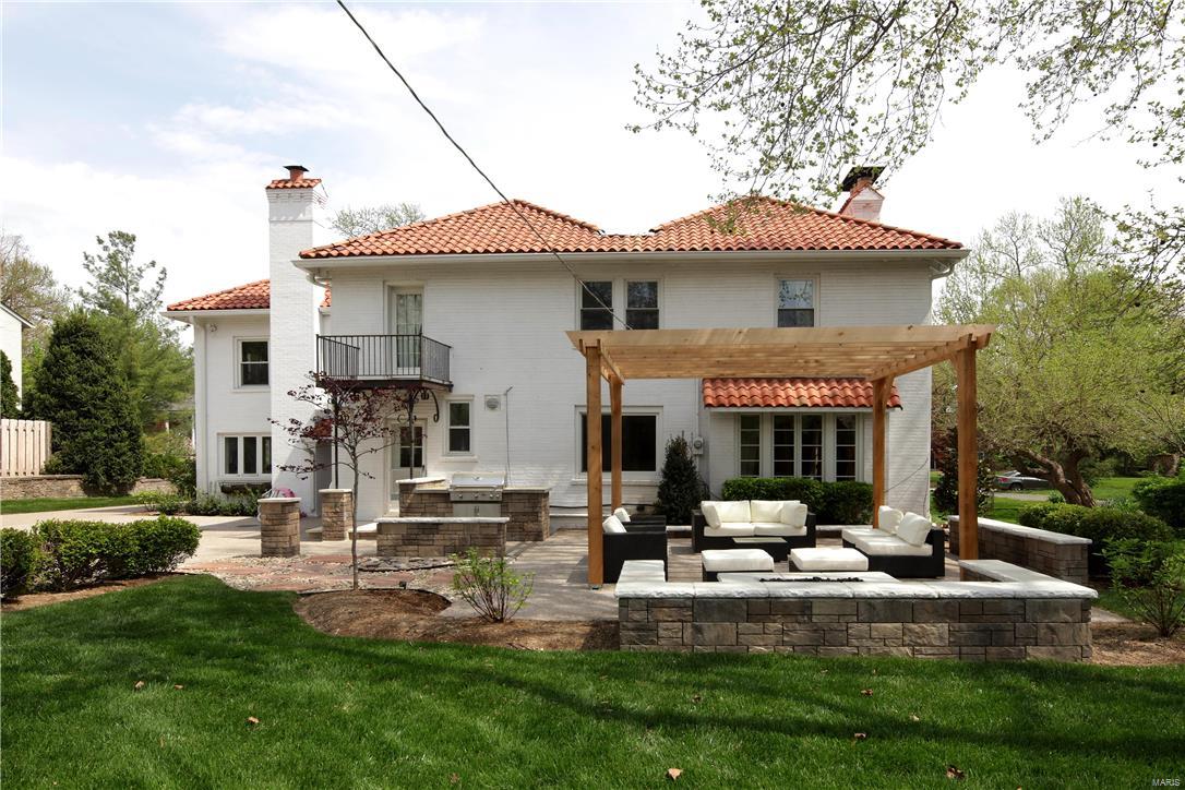 La Hacienda - Residential