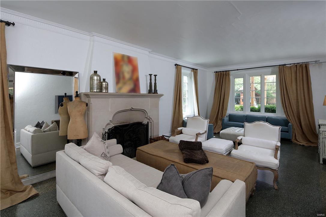 La Hacienda - Residential