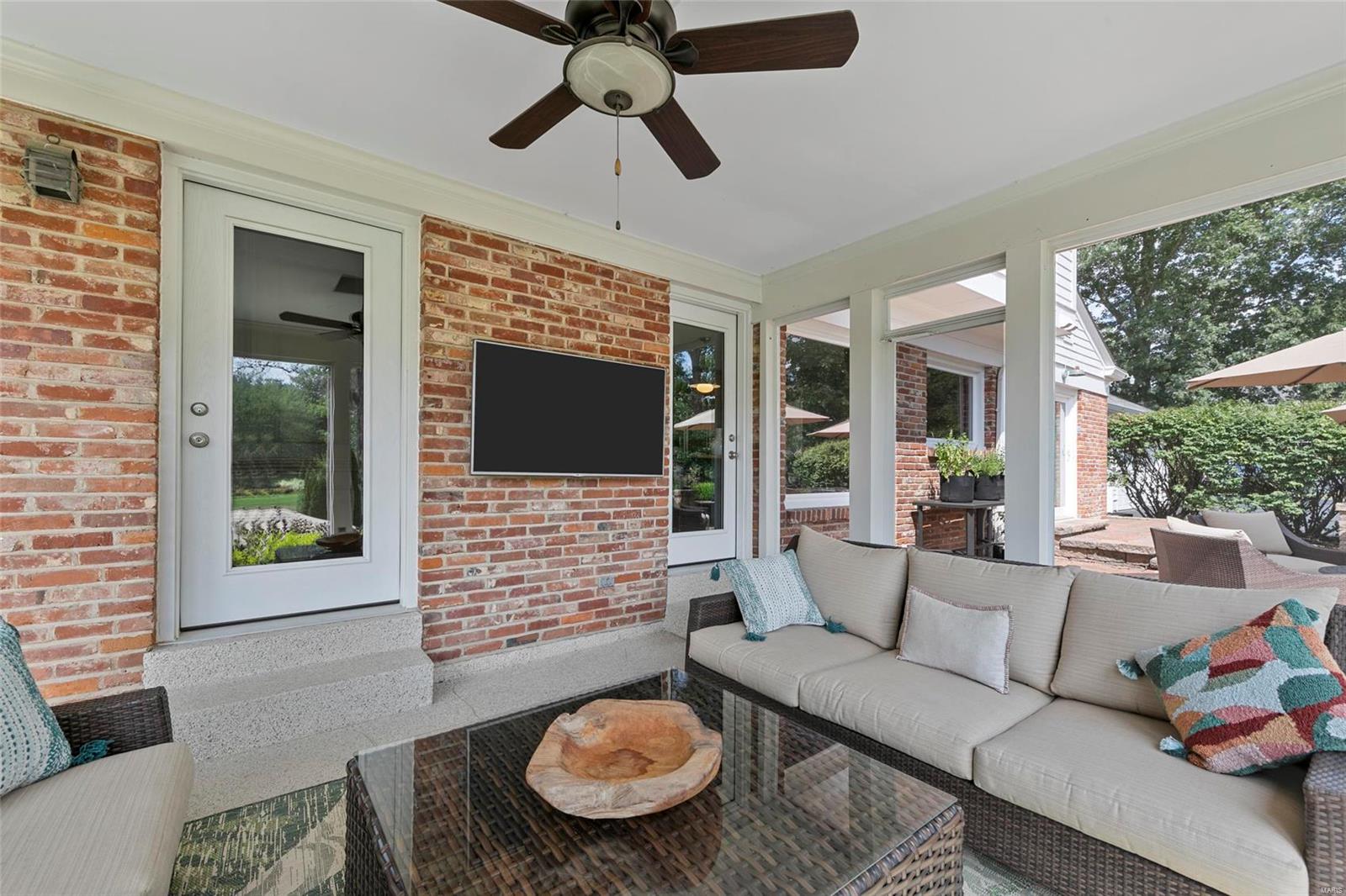 Twin Farms Road 1 - Residential