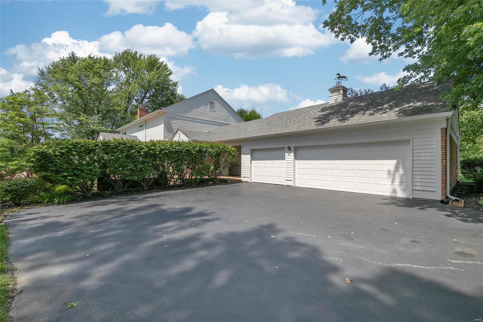 Twin Farms Road 1 - Residential