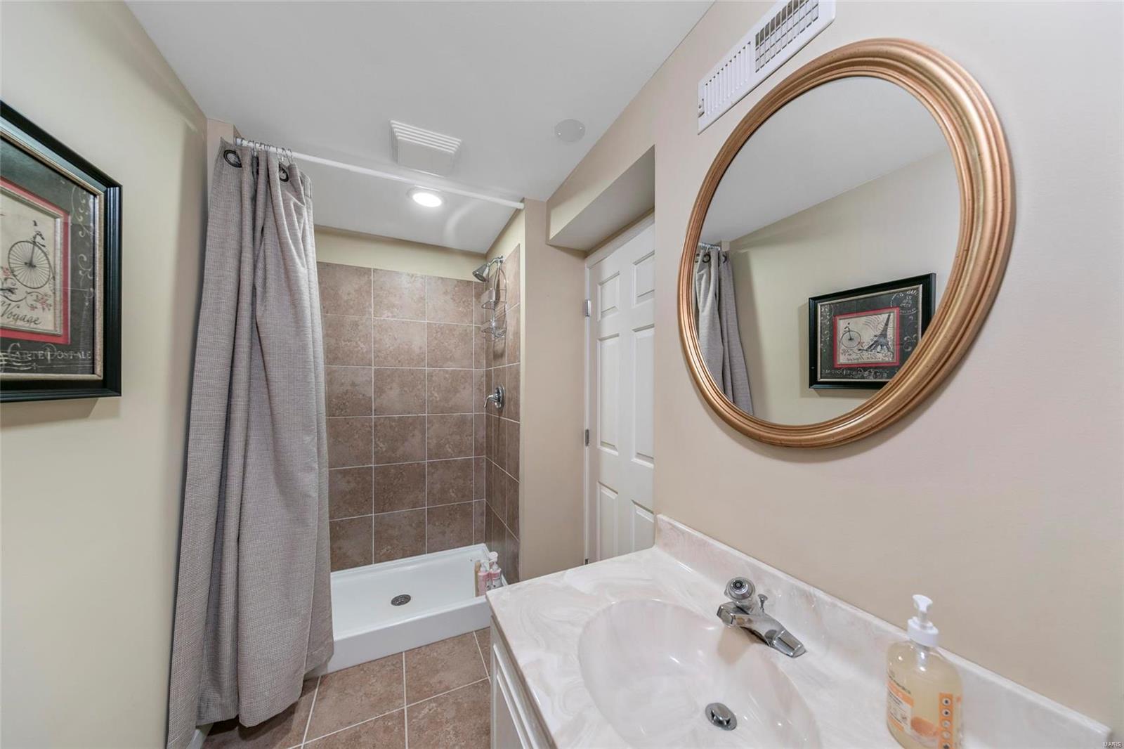 Twin Farms Road 1 - Residential