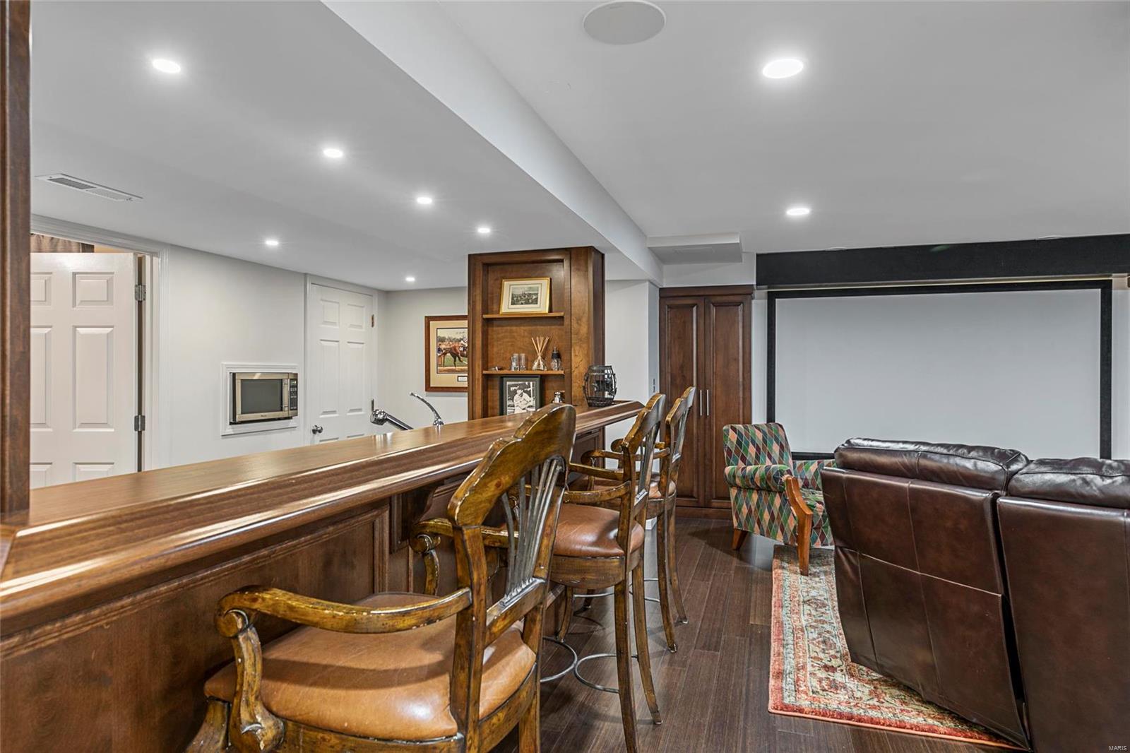 Twin Farms Road 1 - Residential