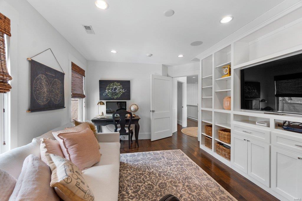 Laurel Grove 02 - Residential