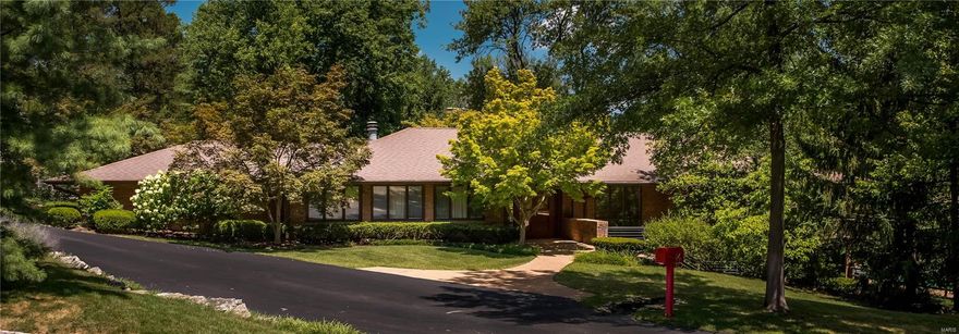 FOR COMPS PURPOSES ONLY.
 Multi level home with many special features.  Mid century modern with many Current updates.
Lower level was above grade, 1196 square footage.