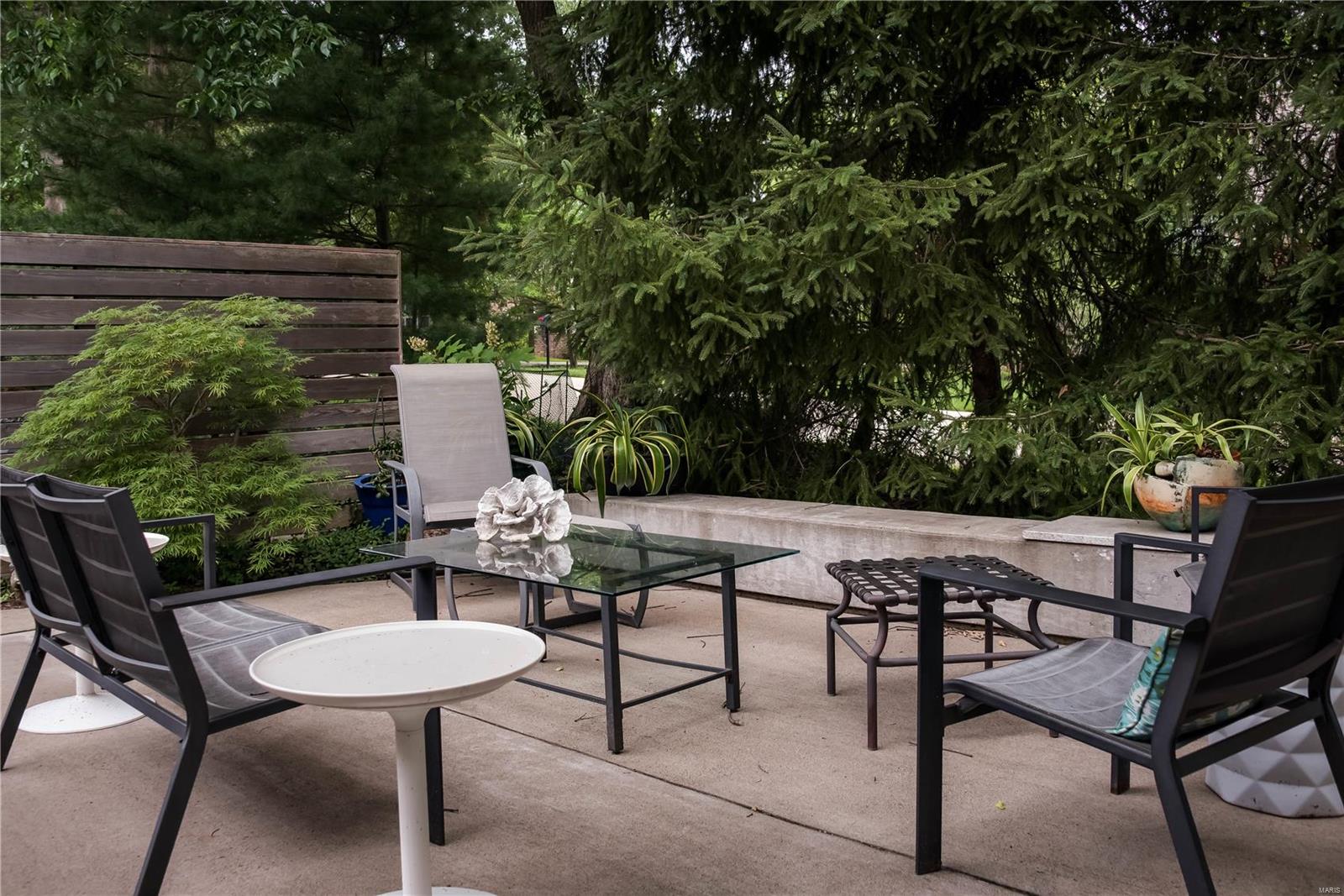 Brazillian Court - Residential