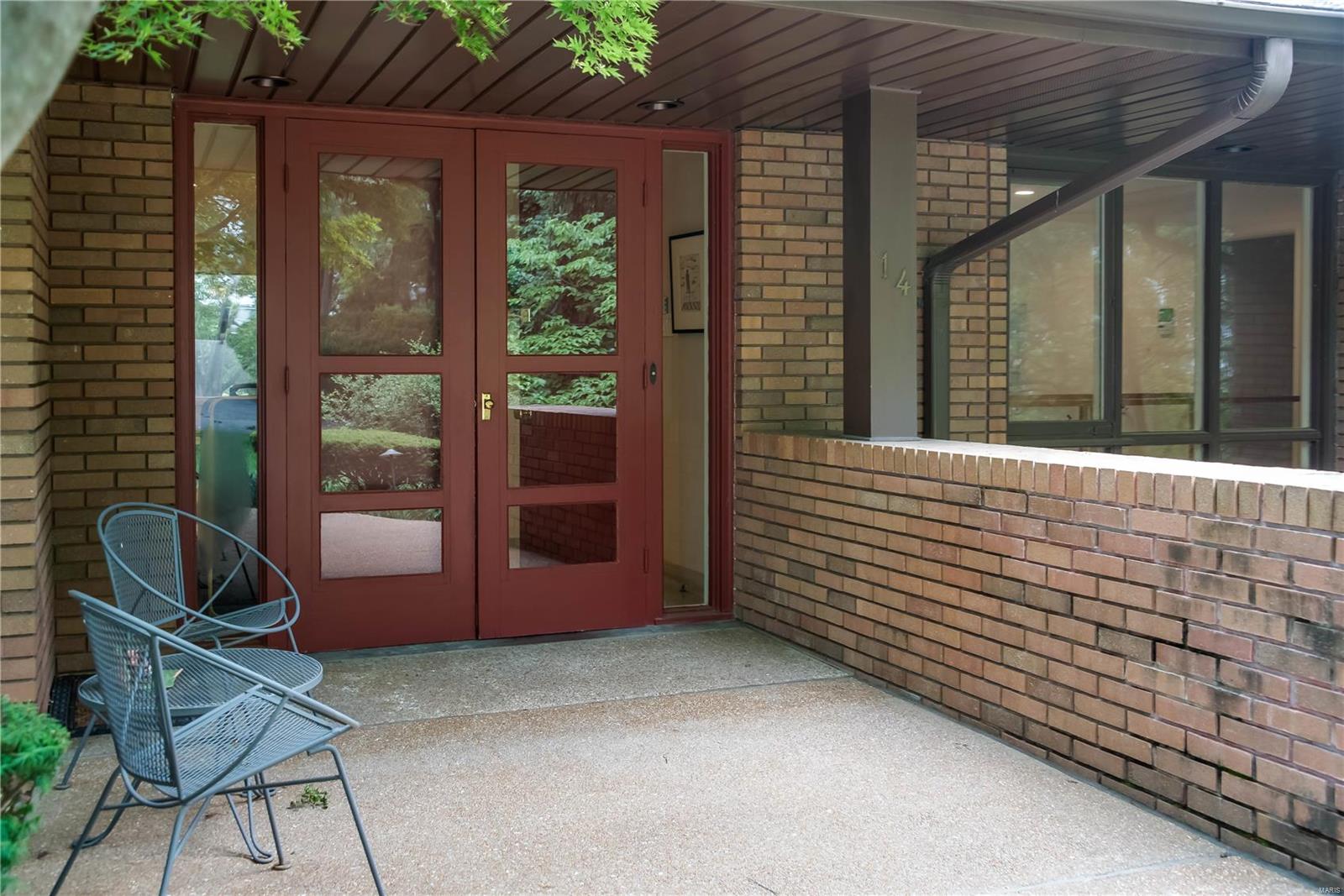 Brazillian Court - Residential