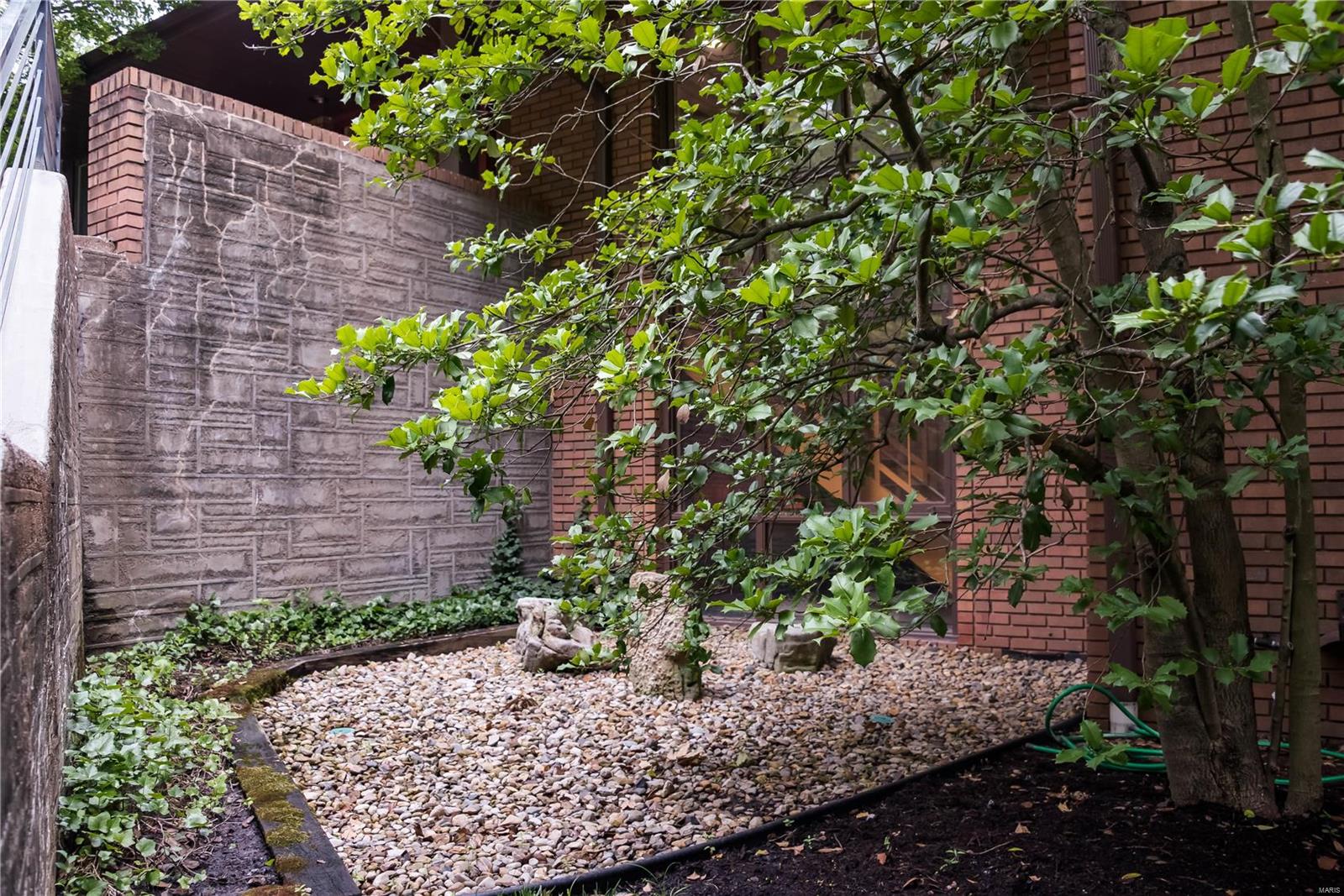 Brazillian Court - Residential