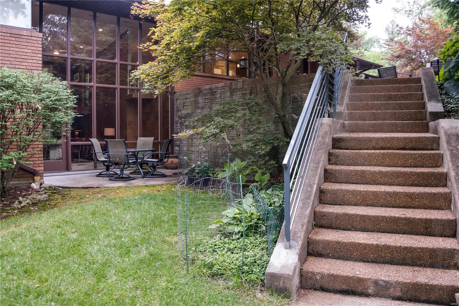 Brazillian Court - Residential