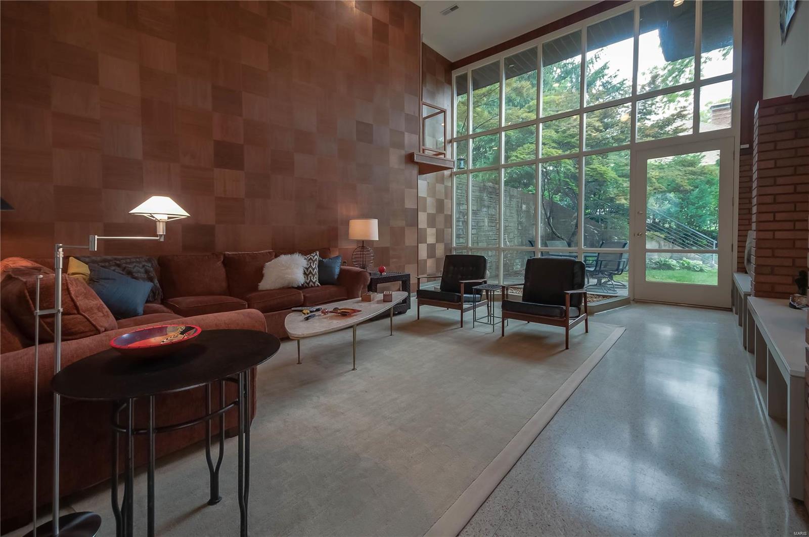 Brazillian Court - Residential