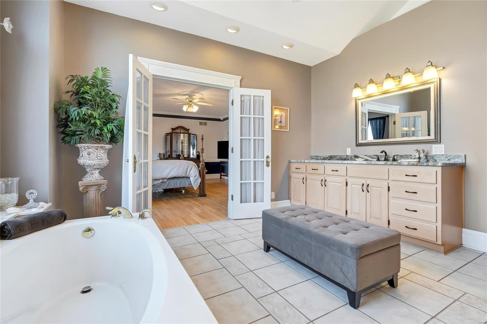 Wild Horse Farm - Residential