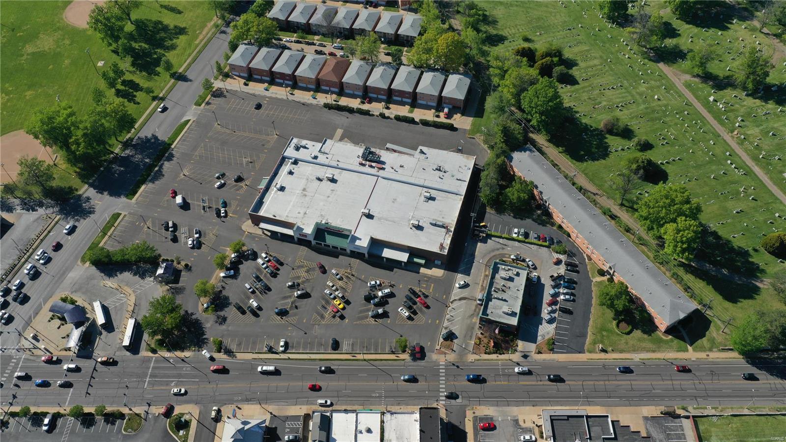 Gravois on the Green - Residential Income