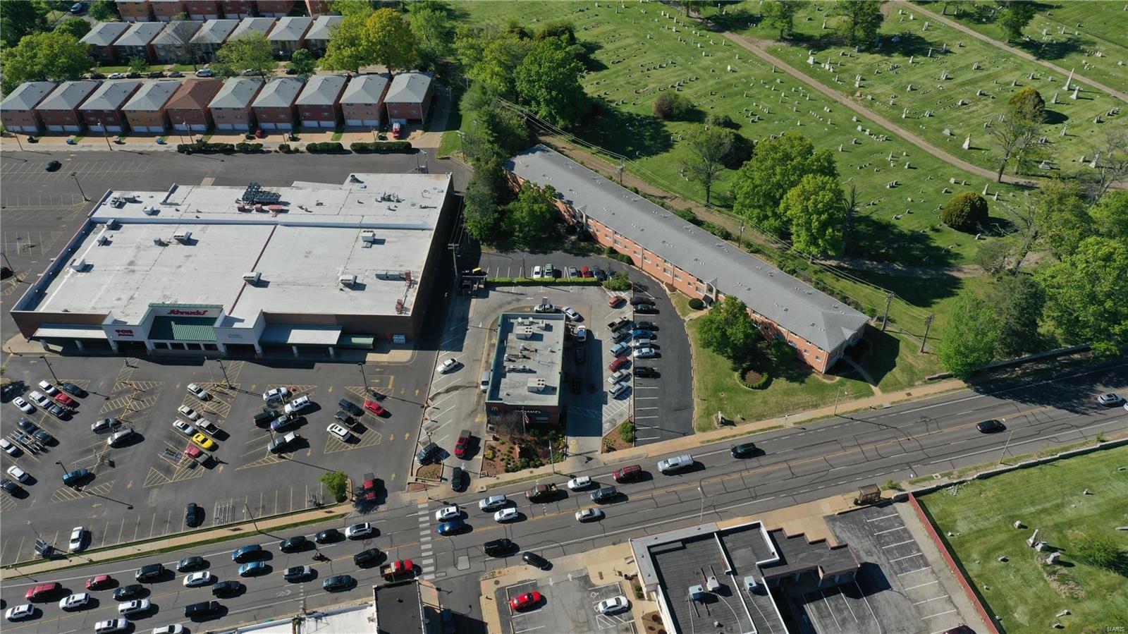 Gravois on the Green - Residential Income