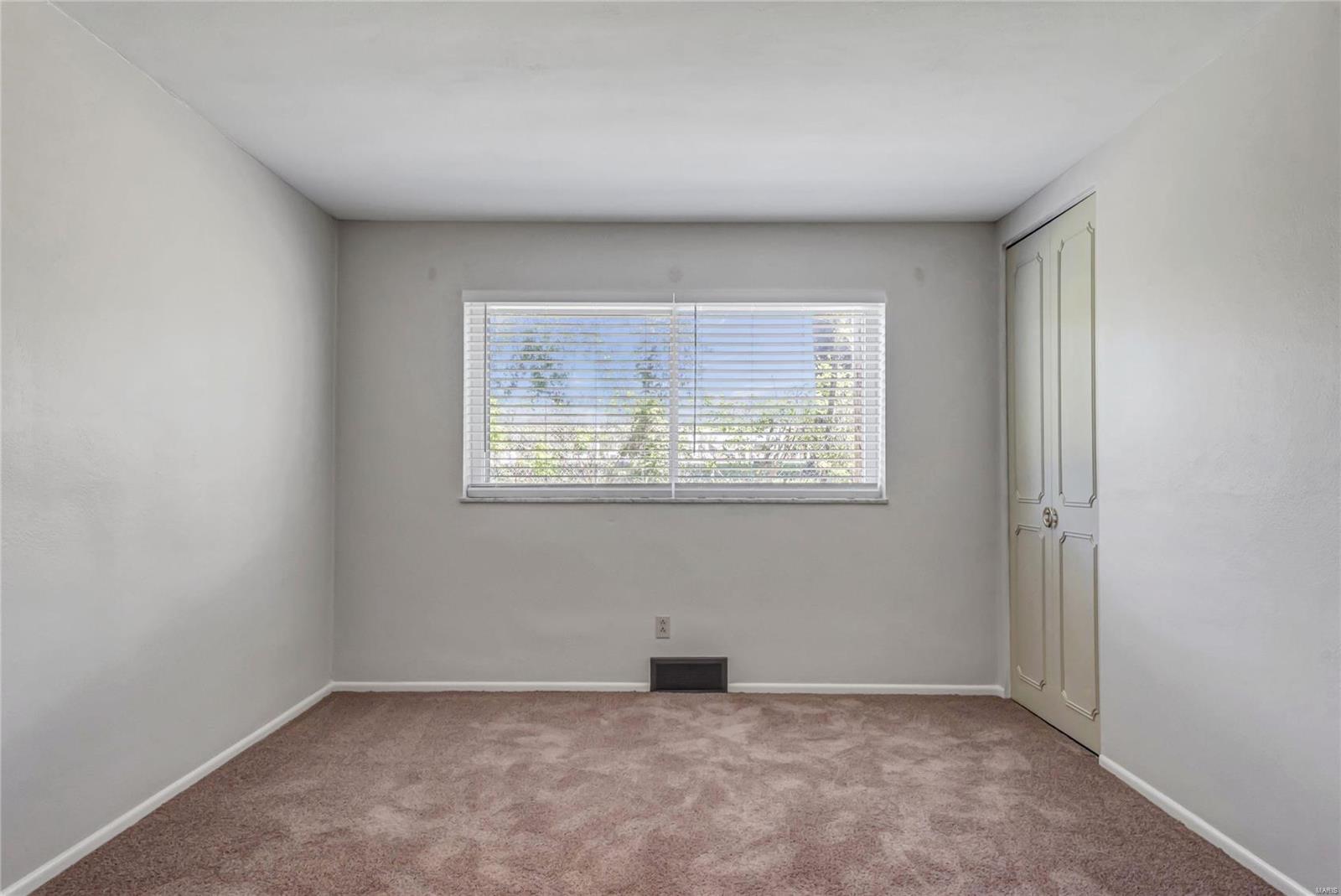 Gravois on the Green - Residential Income