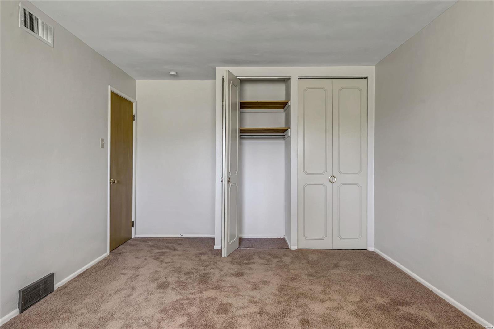 Gravois on the Green - Residential Income