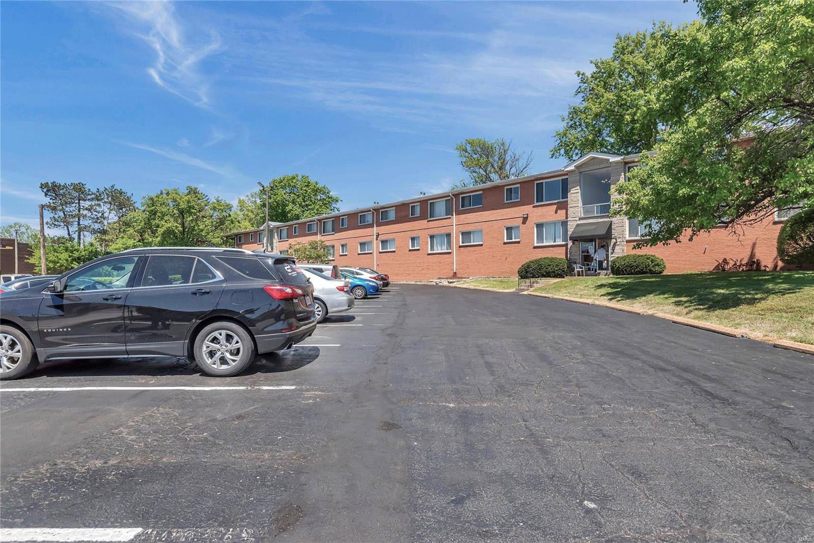 Gravois on the Green - Residential Income