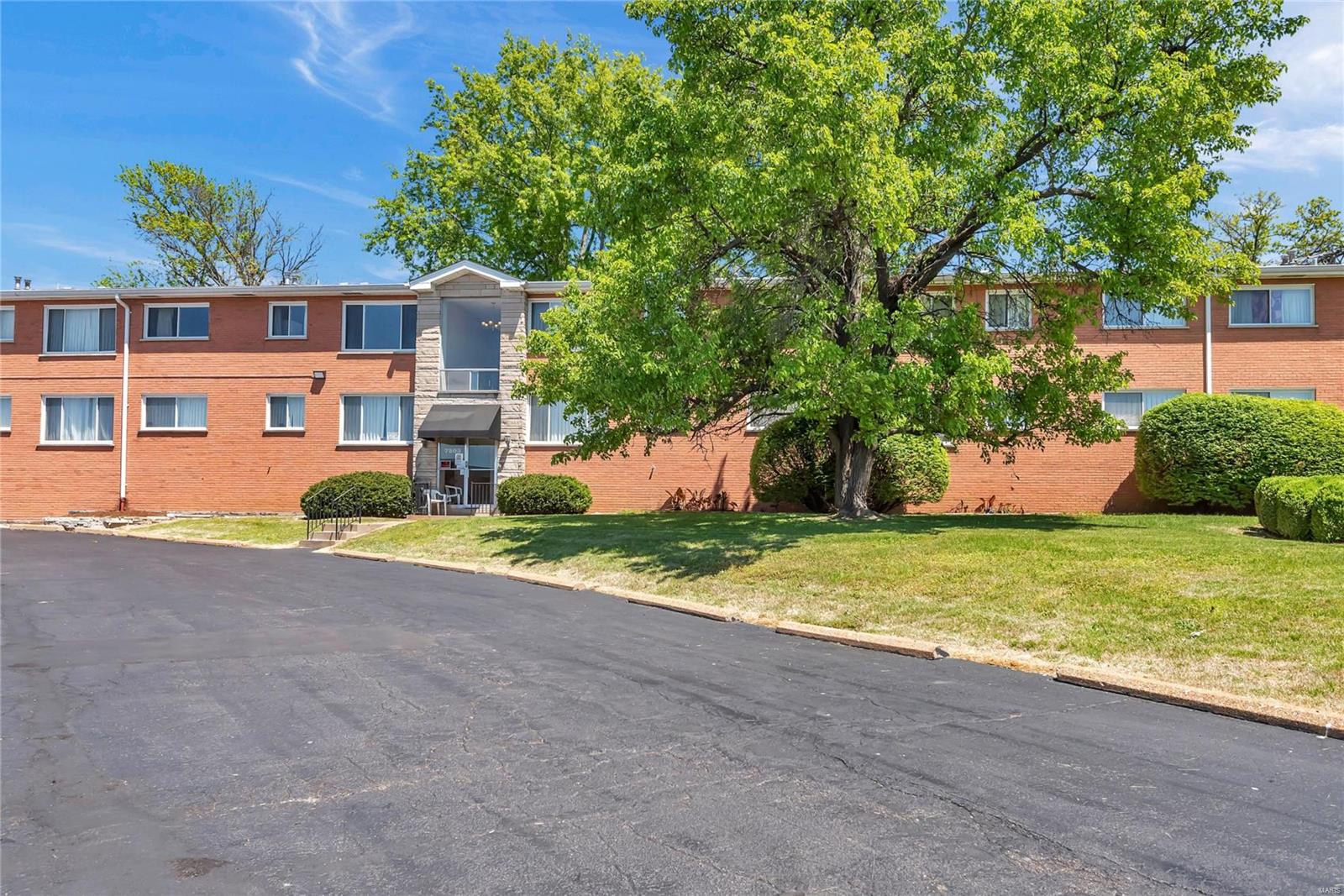 Gravois on the Green - Residential Income