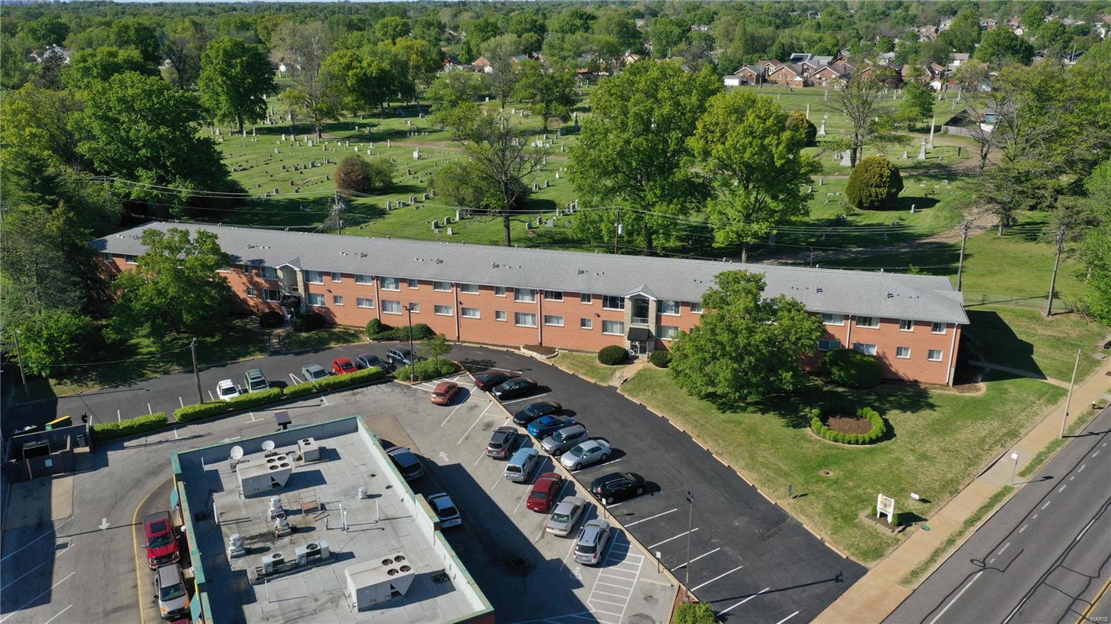 Gravois on the Green - Residential Income