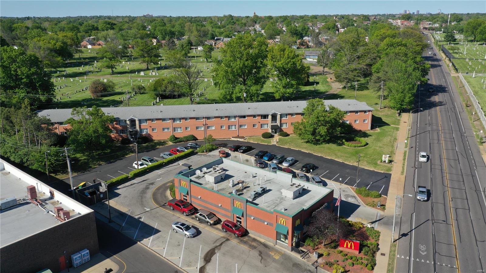 Gravois on the Green - Residential Income