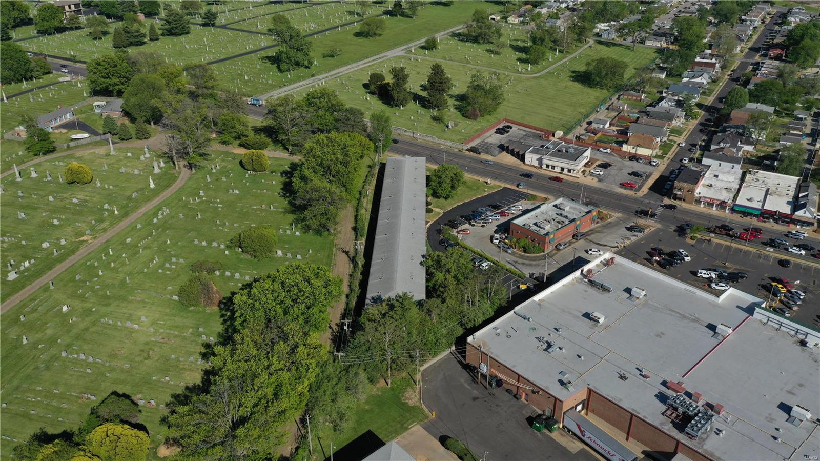 Gravois on the Green - Residential Income