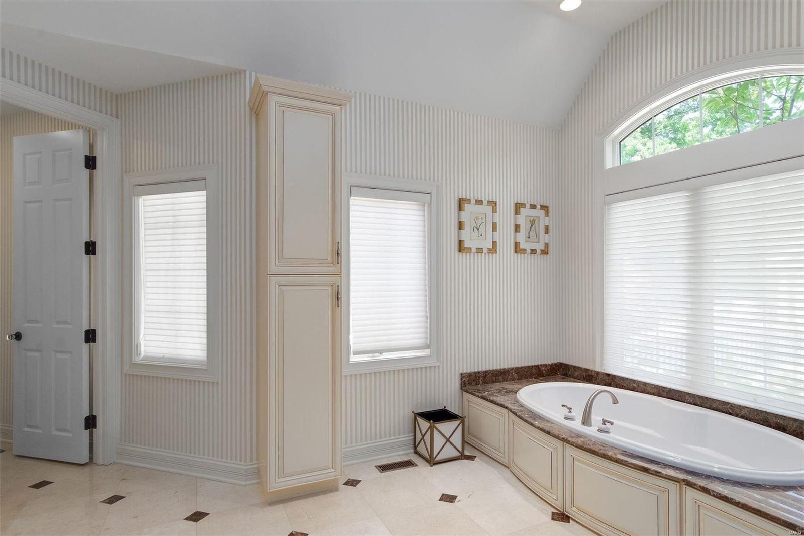 J C Thomassin Estate Lt Pt 4 & Sec - Residential