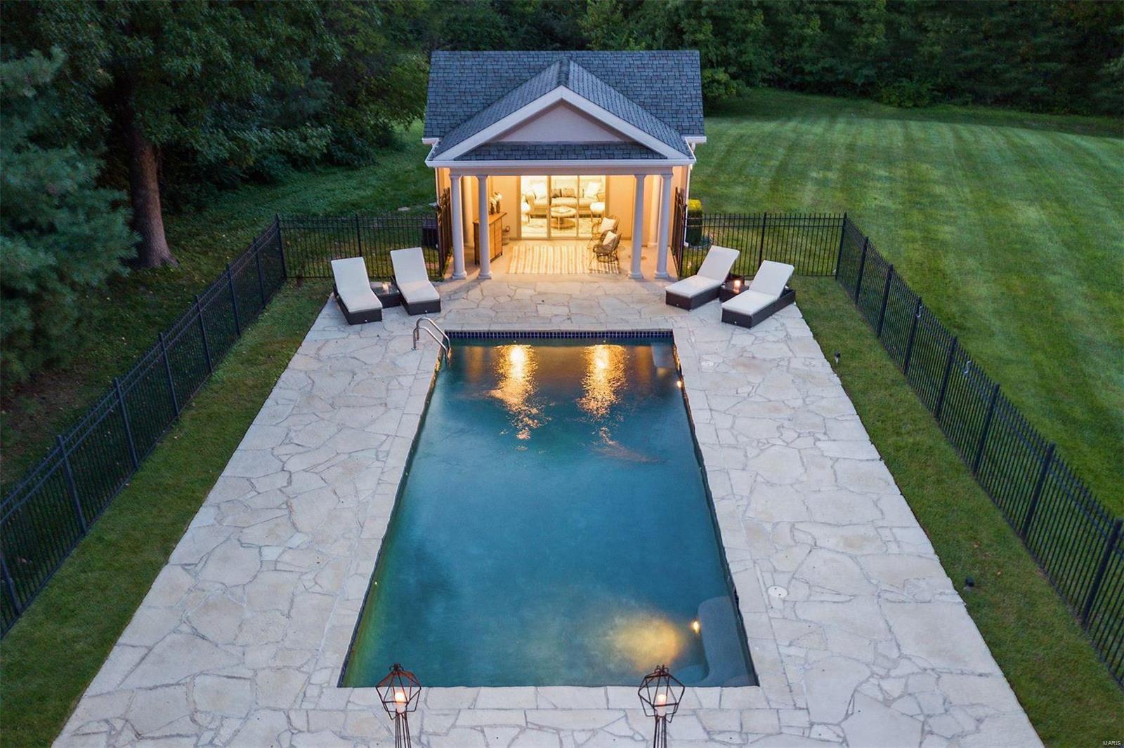 J C Thomassin Estate Lt Pt 4 & Sec - Residential