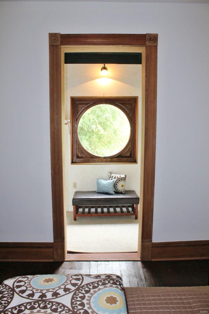Tiffany - Residential
