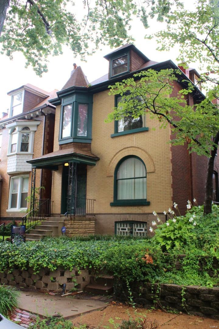 Tiffany - Residential