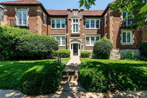 7331 Forsyth Boulevard 1E University City MO 63105