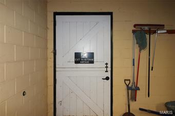 Merry & Oneils/Hillsboro Add - Commercial Sale